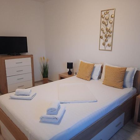 Vila Alba Brasov Luaran gambar