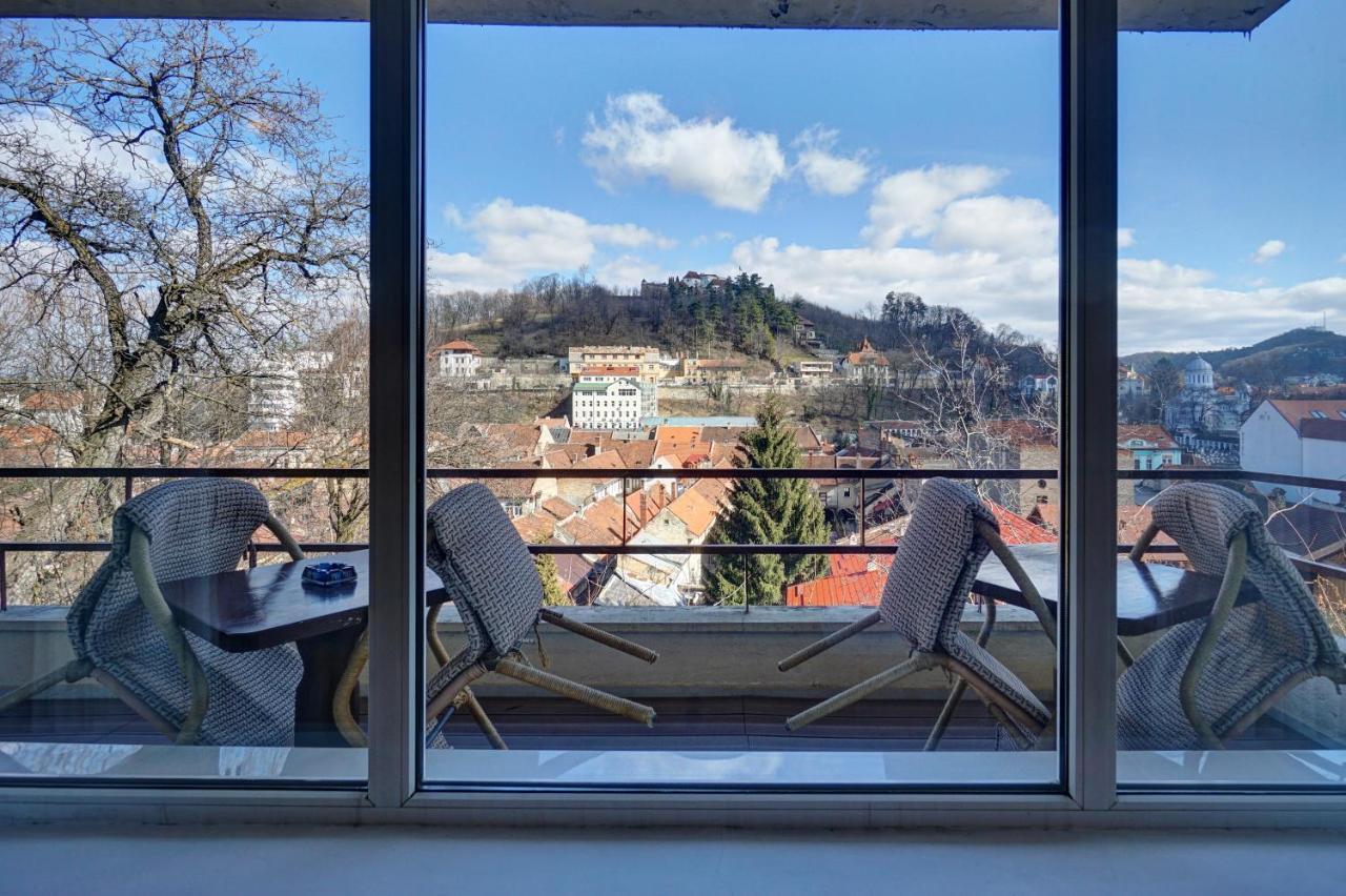 Vila Alba Brasov Luaran gambar