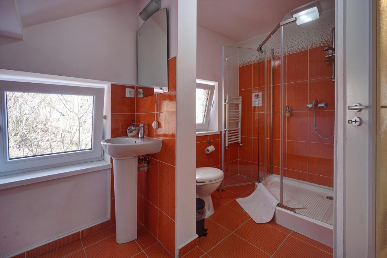 Vila Alba Brasov Luaran gambar