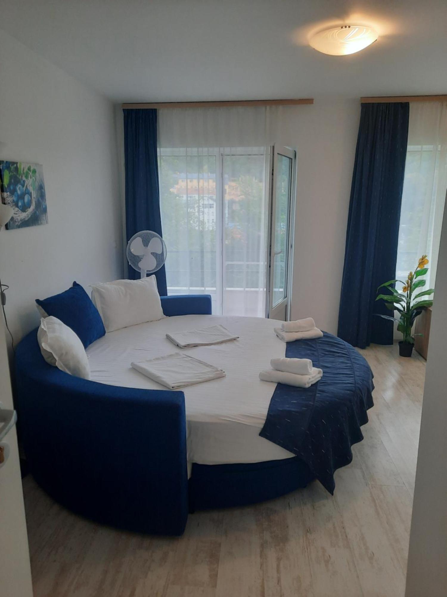 Vila Alba Brasov Luaran gambar